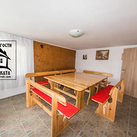 By The River Apartmán *