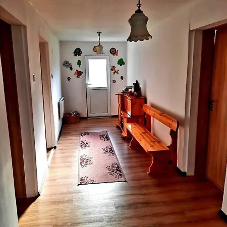 Apartmán By The River *